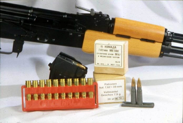 Feg-Sa-85M-munizioni