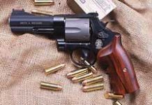 Smith & Wesson 329 Pd calibro .44 magnum
