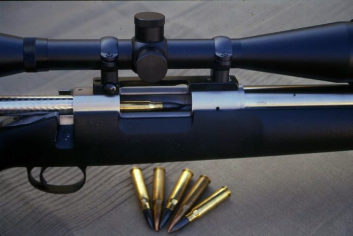Remington-40-XB-KS-finestra-espulsione
