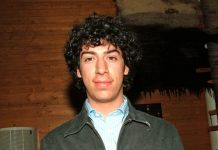 “Il trota” difende la caccia in tv