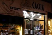 Quintali di botti sequestrati a un’armeria torinese