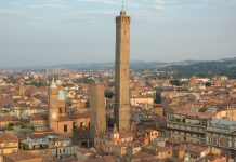 Per la militaria, appuntamento a Bologna