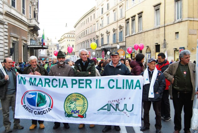 i-cacciatori-in-marcia-col-popolo-del-clima_1