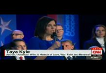 Taya Kyle tiene testa a Obama