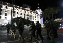 Chiamata alle armi per i cittadini francesi