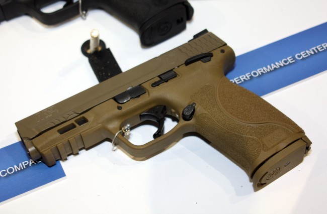 smith-amp-wesson-esclusa-dal-concorso-mhs_1