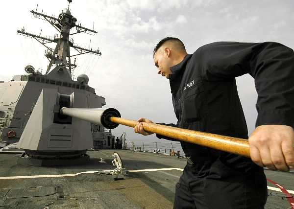 gun-cleaning