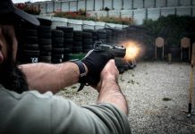 La Strike one torturata da Armi e Tiro! – Video