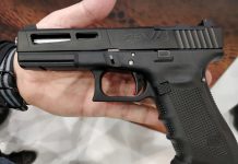 Le Glock custom di Zev in mostra a Hit show