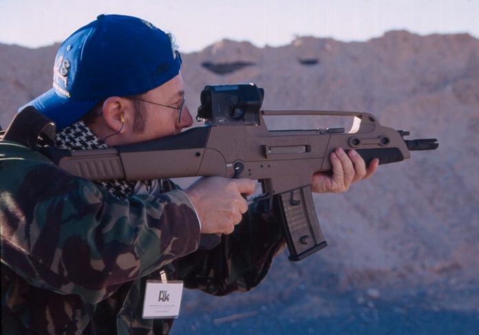 1-HK XM8 short
