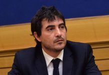 Fratoianni: no agli stage in azienda di munizioni