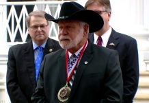La più alta onorificenza per l’eroe di Fort Worth