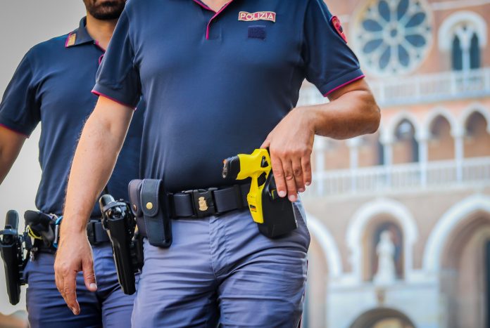 Taser polizia