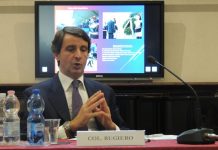 «Rimuovete Rugiero»