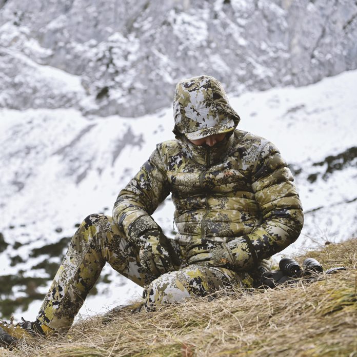 BLA_WEB_Store_2021_Observer_Jacke_Image_4000x4000px_05