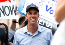 O’Rourke si candida governatore del Texas e ritorna sull’assault gun ban