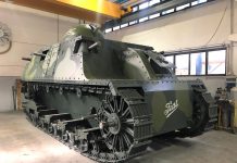 Il carro Fiat 2000 protagonista a Militalia di Novegro