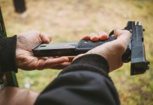 Come si fa la corretta manutenzione ai caricatori delle pistole?