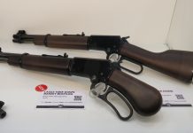 Due versioni “bandit” della Chiappa La322 calibro .22 lr